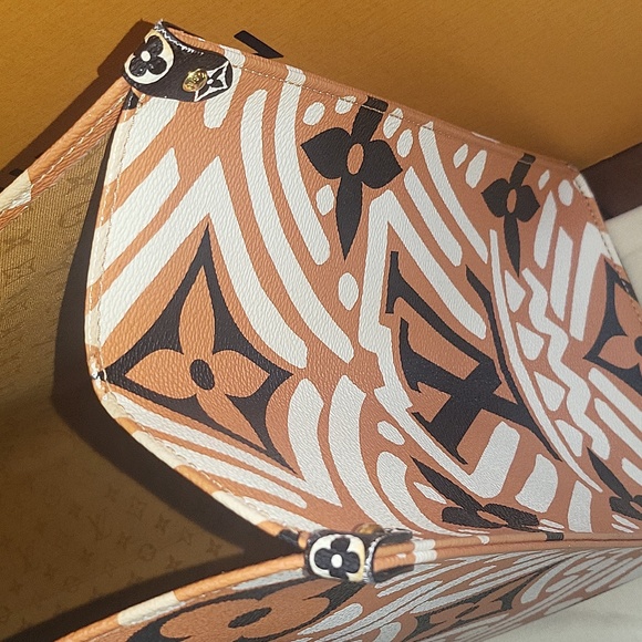 Gone**Louis Vuitton Onthego GM Crafty - Picture 2 of 12